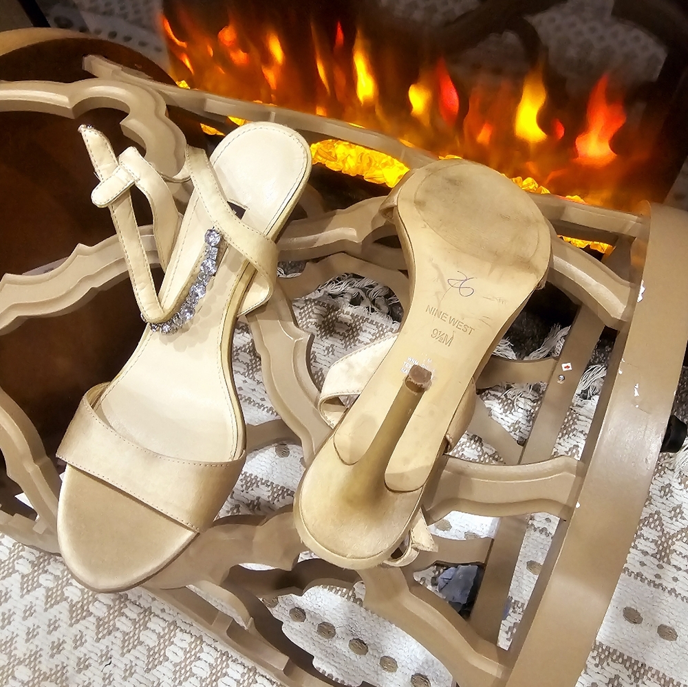👠heels 👠 - Picture 5 of 5